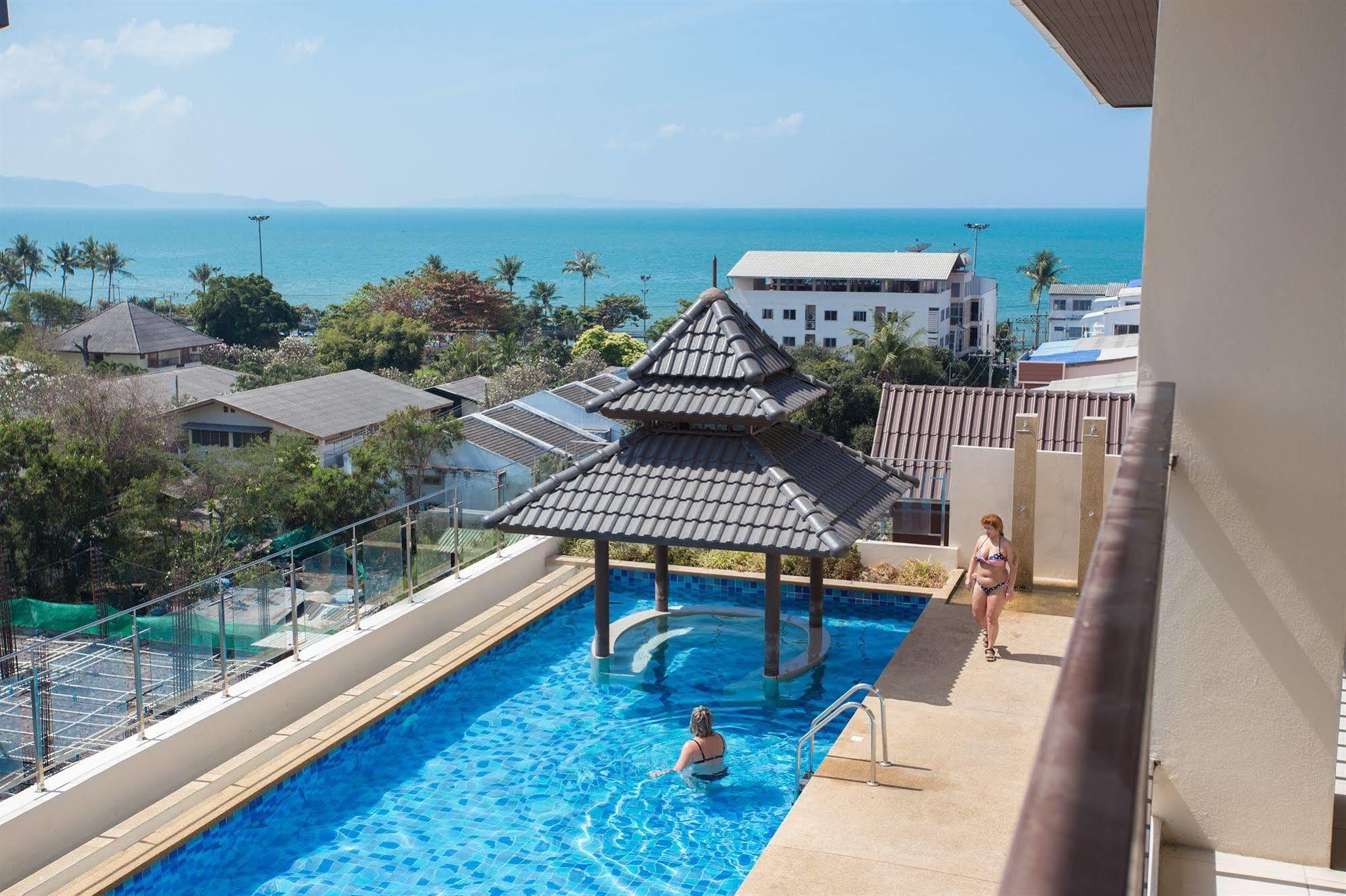 R-Con Sea Terrace Hotel Pattaya Exterior photo